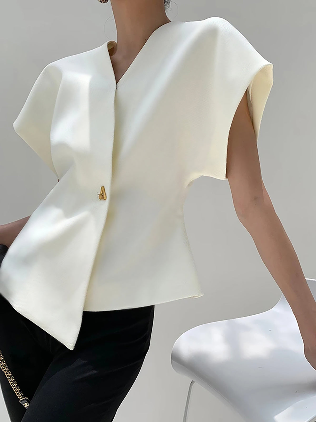 Leonie – V-Neck Blouse with Button Detailing